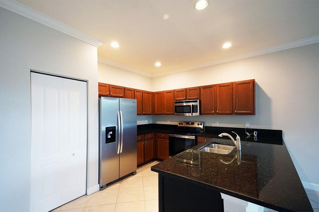 5045 Ellery Terrace, West Palm Beach, FL 33417