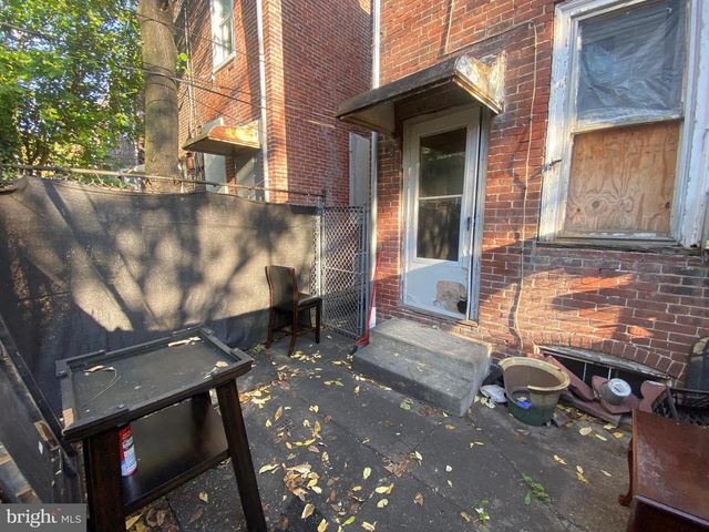 5326 HEDGE ST, Philadelphia, PA 19124