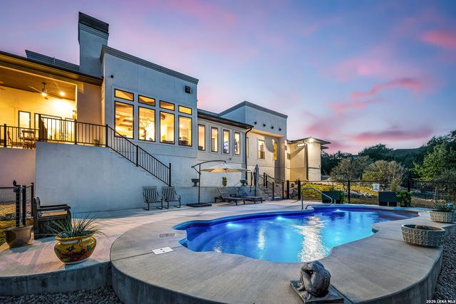 368 Butternut, New Braunfels, TX 78132
