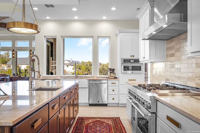368 Butternut, New Braunfels, TX 78132