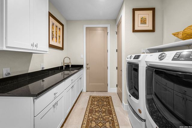 368 Butternut, New Braunfels, TX 78132