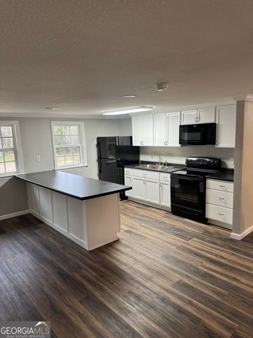 228 Hobbins Drive, Dublin, GA 31021