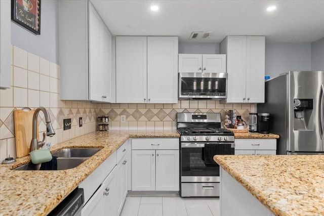 13510 Naples Bridge Road, Sugar Land, TX 77498