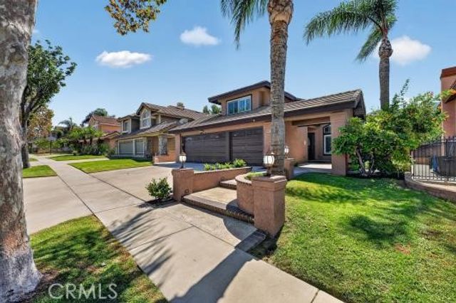 2290 Pepperwood Lane, Corona, CA 92882