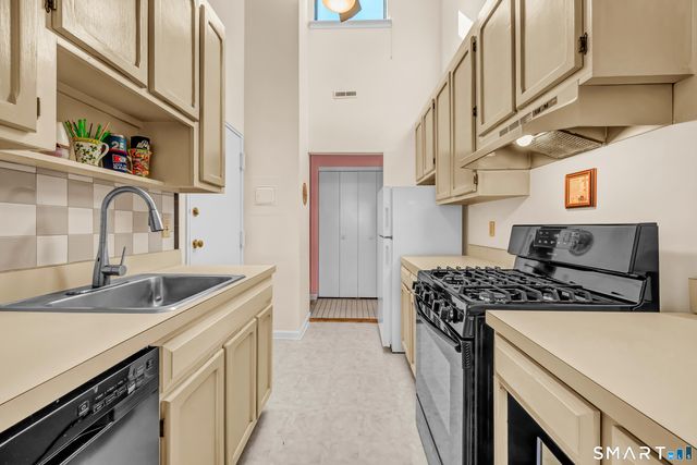 32 Lawson Lane 32, Ridgefield, CT 06877