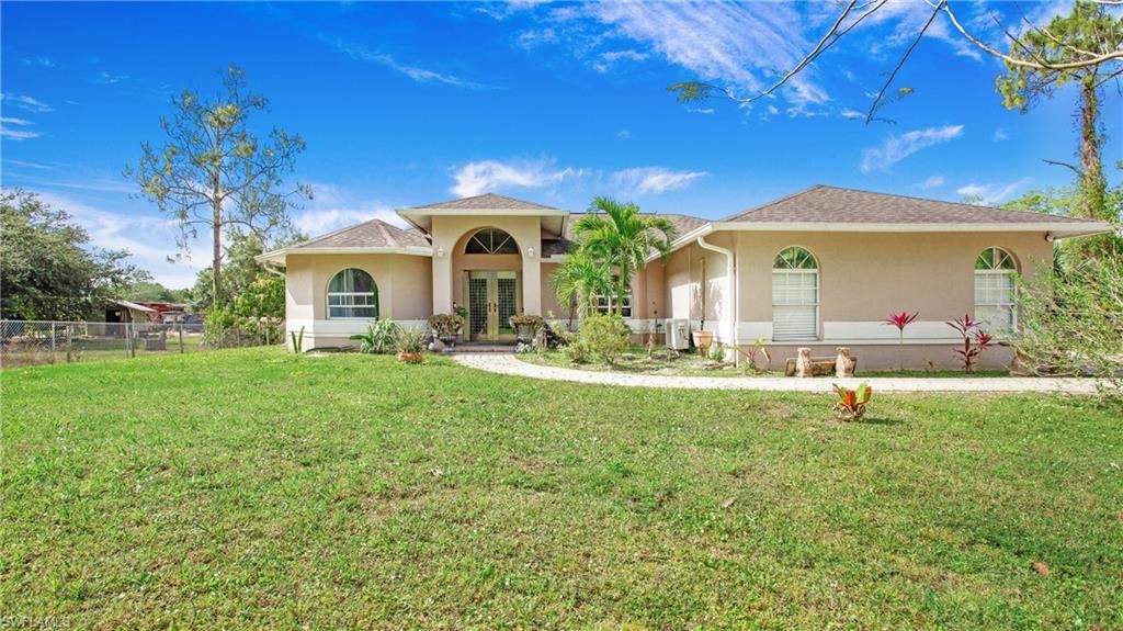 3210 22ND AVE NE, Naples, FL 34120