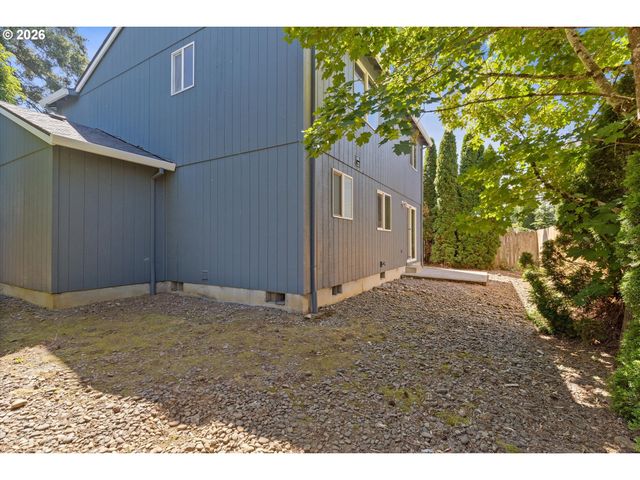13034 Se SHERMAN St, Portland, OR 97233