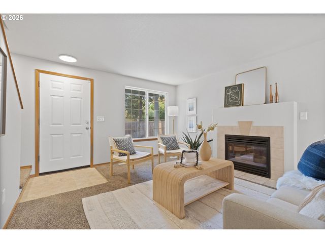 13034 Se SHERMAN St, Portland, OR 97233