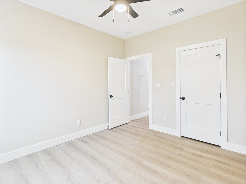 Image 19 of property listing at 1942 Pine Valley St, San Angelo, TX 76904