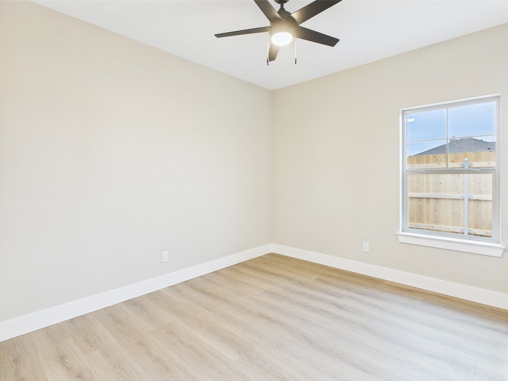 Image 20 of property listing at 1942 Pine Valley St, San Angelo, TX 76904