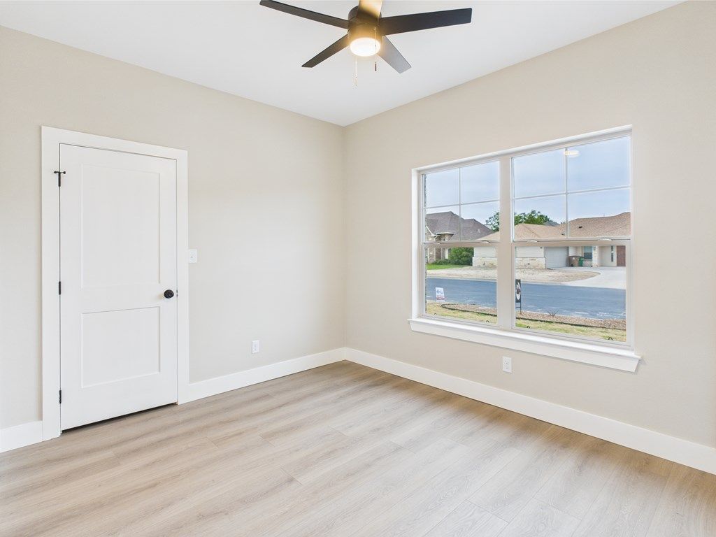 Image 24 of property listing at 1942 Pine Valley St, San Angelo, TX 76904