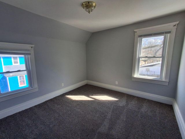 490 E Emmett Street E 3, Battle Creek, MI 49017