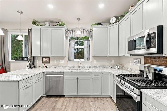 8840 Dome Circle, Eagle River, AK 99577
