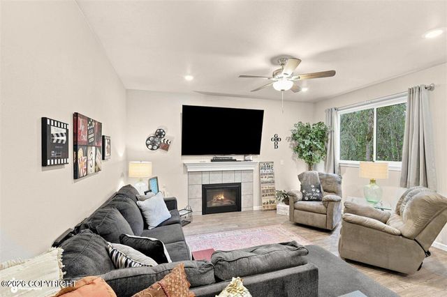 8840 Dome Circle, Eagle River, AK 99577