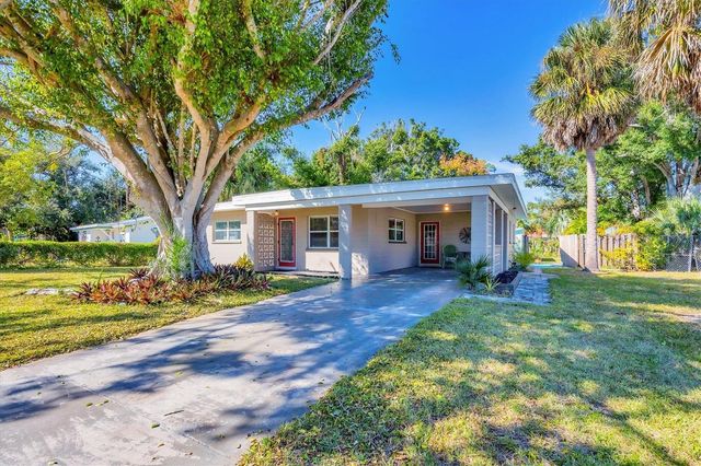 200 SAGO LANE, Nokomis, FL 34275