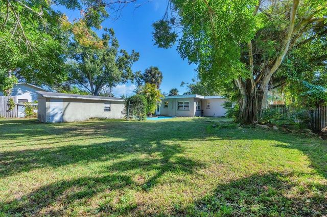 200 SAGO LANE, Nokomis, FL 34275