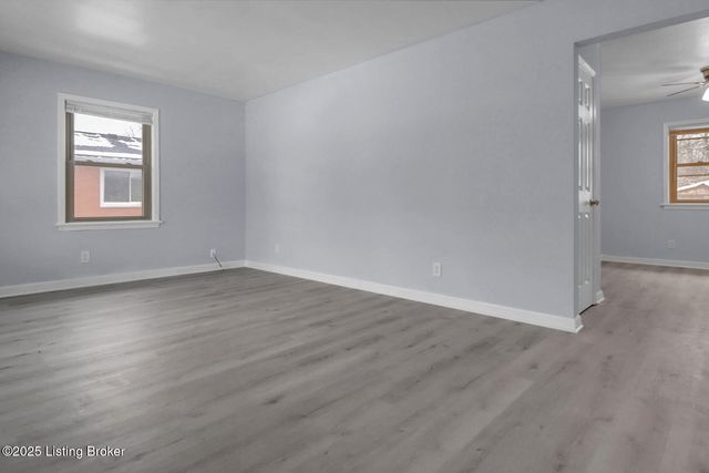 2130 West Ln, Louisville, KY 40216