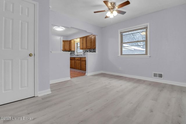 2130 West Ln, Louisville, KY 40216