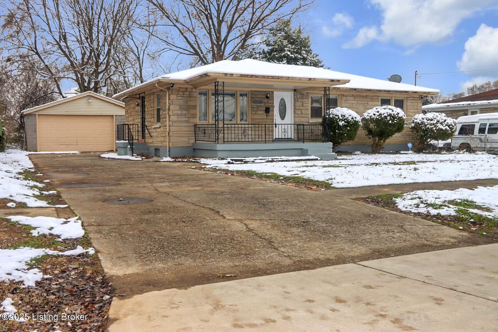 2130 West Ln, Louisville, KY 40216