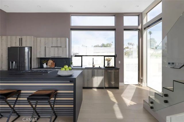 3620 Ellsworth, Silver Lake, CA 90026