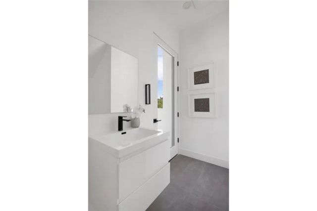 3620 Ellsworth, Silver Lake, CA 90026