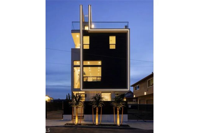 3620 Ellsworth, Silver Lake, CA 90026