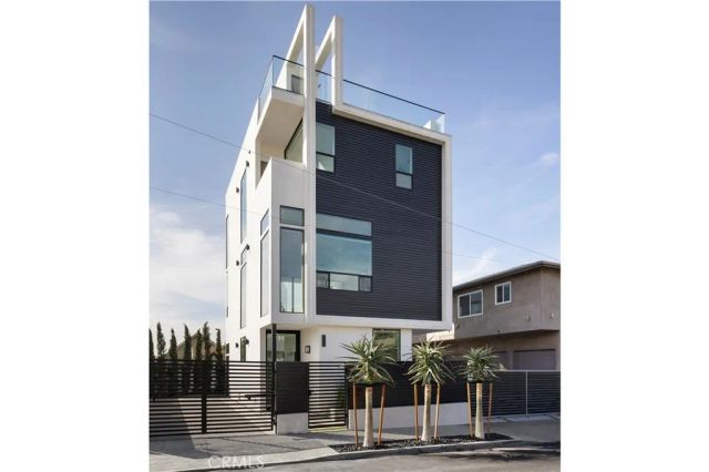 3620 Ellsworth, Silver Lake, CA 90026