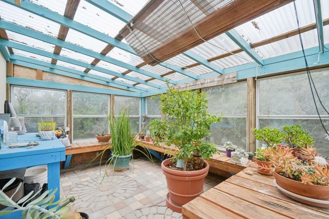 407 Pioneer TRL, San Marcos, TX 78666