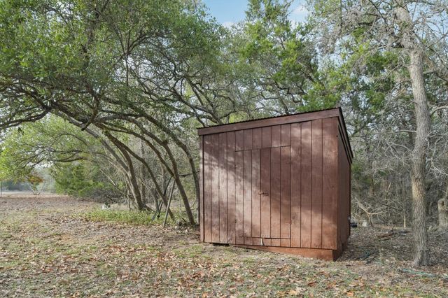 407 Pioneer TRL, San Marcos, TX 78666