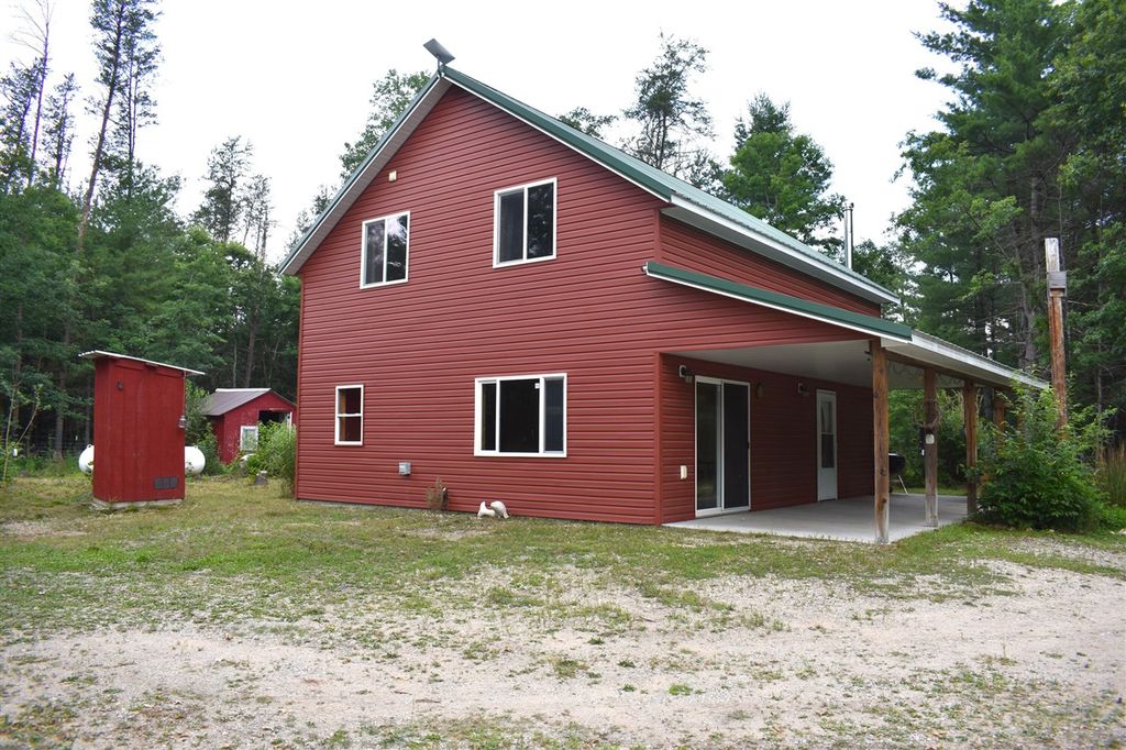 2350 S Burke Circle, Baldwin, MI 49304