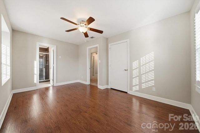 1215 6th Street NW, Hickory, NC 28601