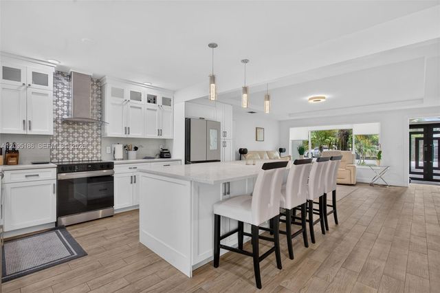 2545 SE 2nd Court, Pompano Beach, FL 33062