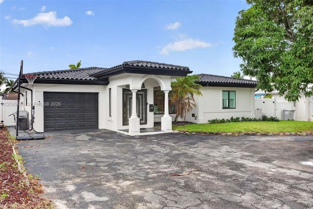 2545 SE 2nd Court, Pompano Beach, FL 33062