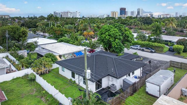 2545 SE 2nd Court, Pompano Beach, FL 33062
