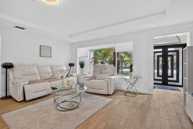 2545 SE 2nd Court, Pompano Beach, FL 33062