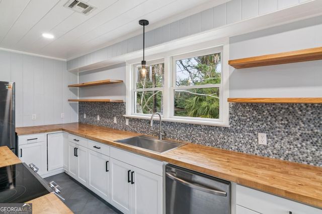 3407 Trout Street, Brunswick, GA 31520