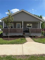 520 Grant St, Springdale Boro, PA 15144