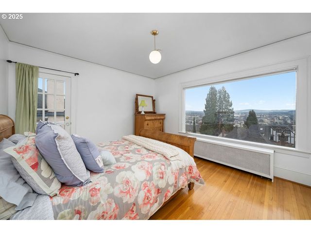 745 Nw CULPEPPER Ter, Portland, OR 97210