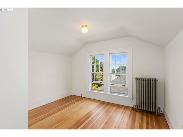 745 Nw CULPEPPER Ter, Portland, OR 97210