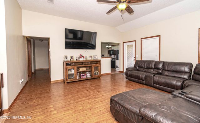 7667 ODIS YARBOROUGH Road, Glen St. Mary, FL 32040