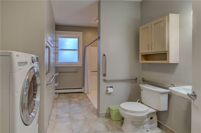 66 Roanoke Street, Providence, RI 02908