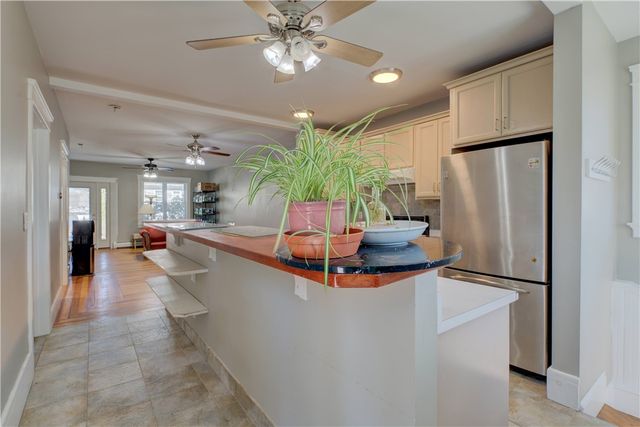 66 Roanoke Street, Providence, RI 02908