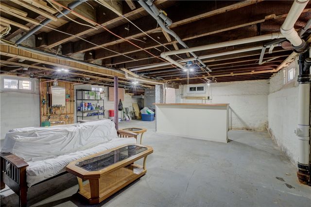 66 Roanoke Street, Providence, RI 02908