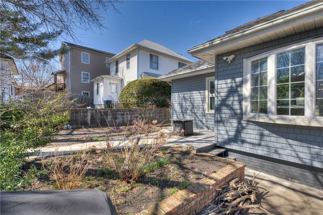 66 Roanoke Street, Providence, RI 02908