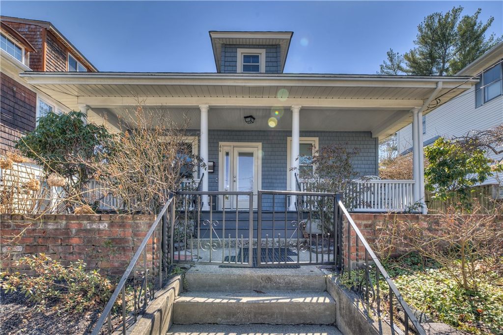 66 Roanoke Street, Providence, RI 02908