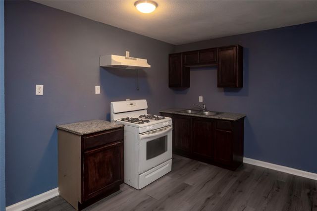 716 Hargest Street B, Prairie View, TX 77446