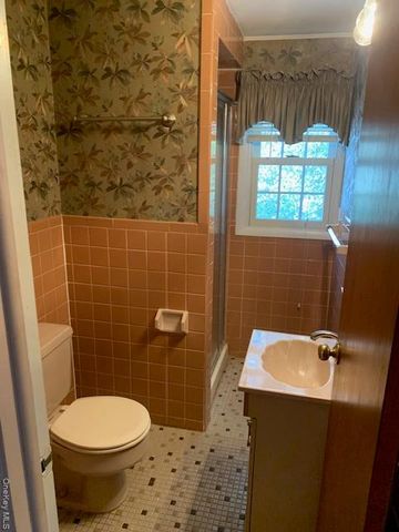 36 Burr Avenue, Northport, NY 11768