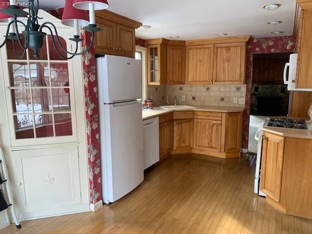 36 Burr Avenue, Northport, NY 11768