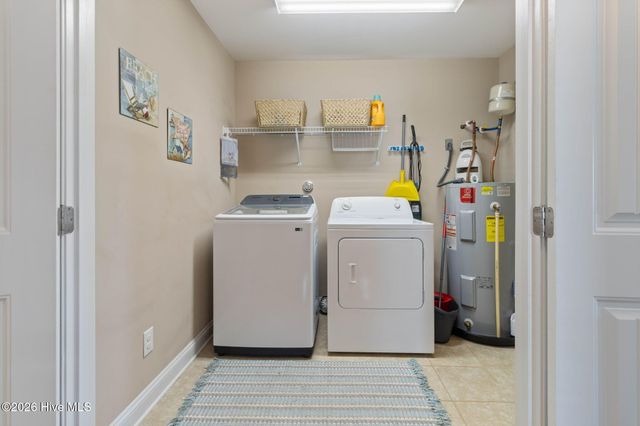 4012b E Dolphin Drive, Oak Island, NC 28465