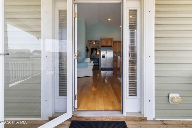 4012b E Dolphin Drive, Oak Island, NC 28465